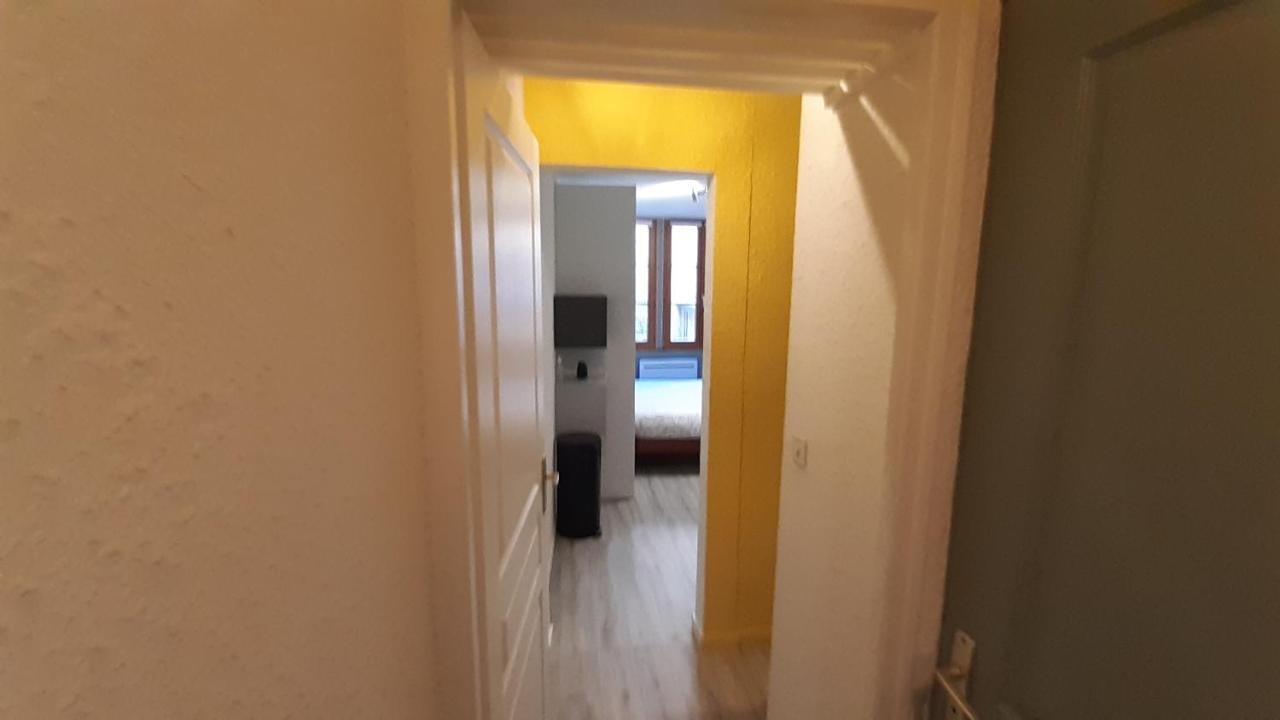 Studio 302 Au 15 Rue Battant A Безансон Екстериор снимка